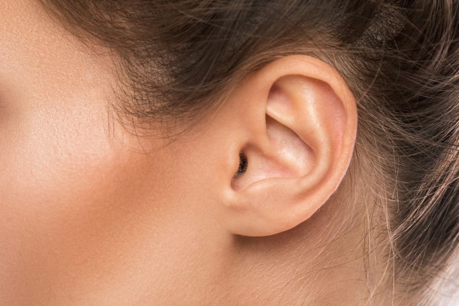 operacja plastyczna uszu gdynia